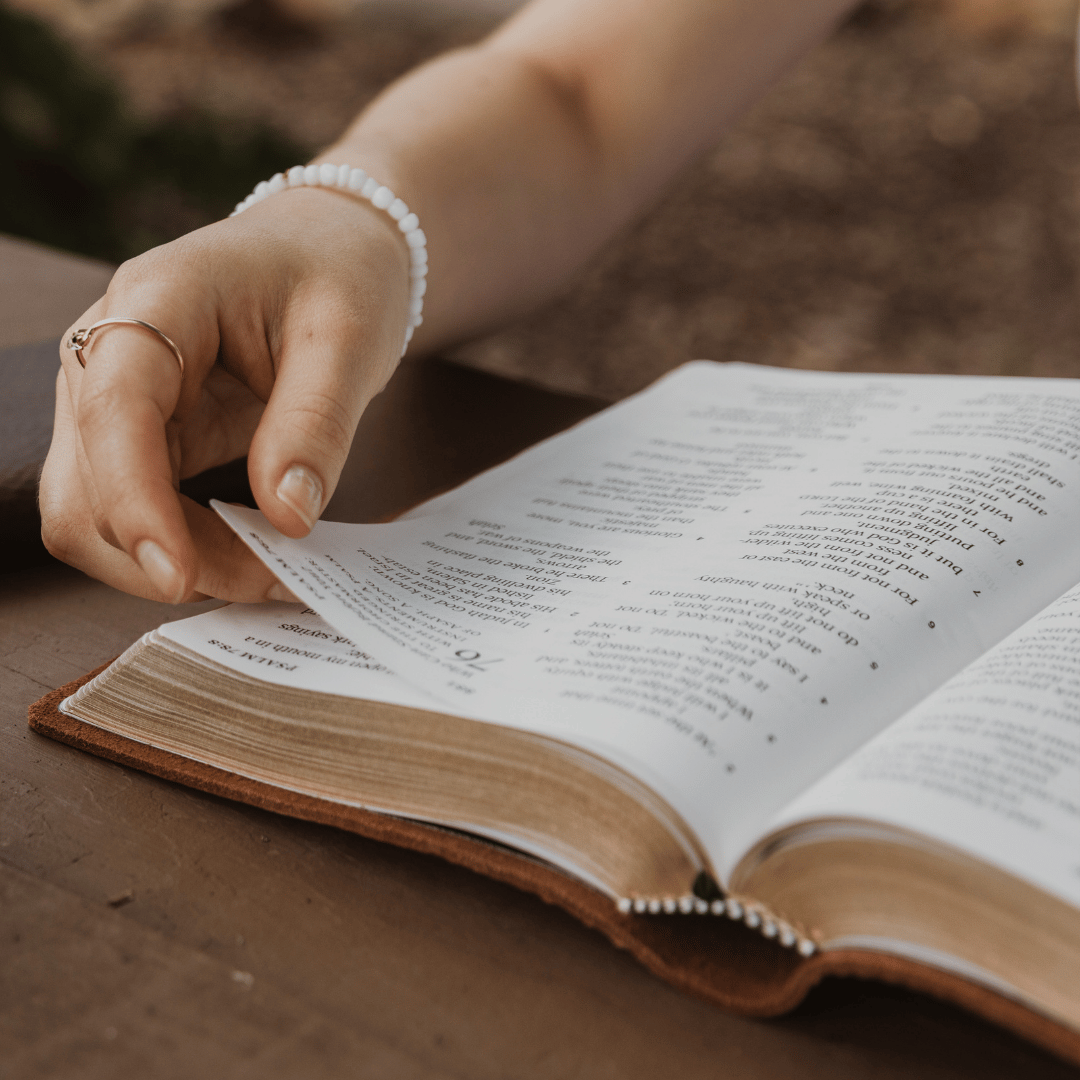 How to Choose a Bible Translation: ESV, NIV, NKJV, KJV, NLT, NASB, and CSB