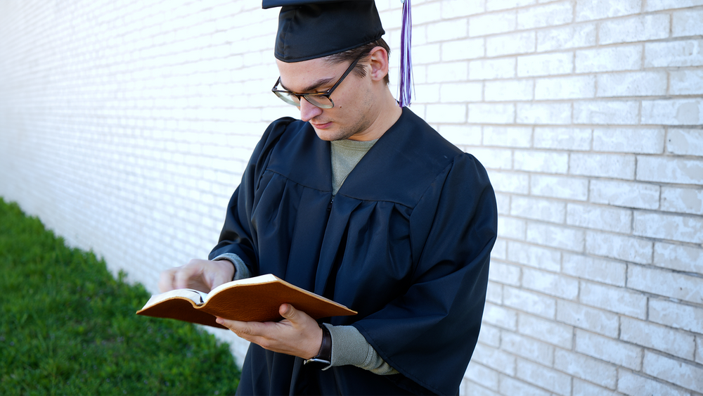 Graduation Narrow Gate Leather
